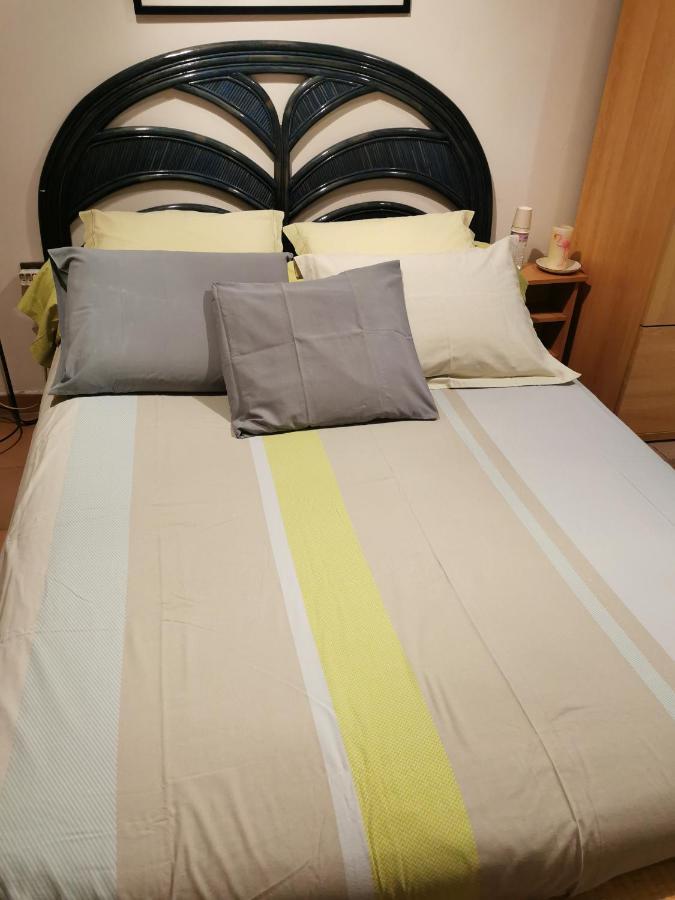 Appartement En Sous Sol De Villa Avec Acces Jardin Et Piscine Marseille Kültér fotó