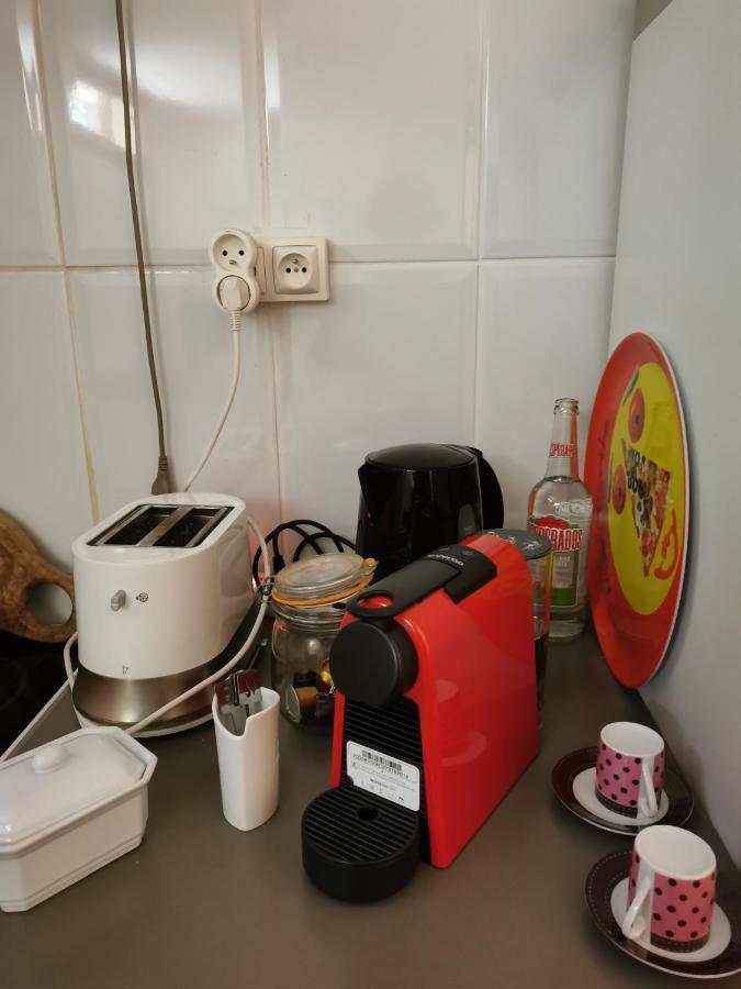 Appartement En Sous Sol De Villa Avec Acces Jardin Et Piscine Marseille Kültér fotó