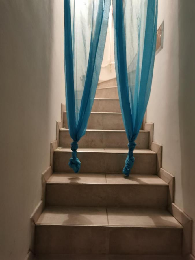 Appartement En Sous Sol De Villa Avec Acces Jardin Et Piscine Marseille Kültér fotó
