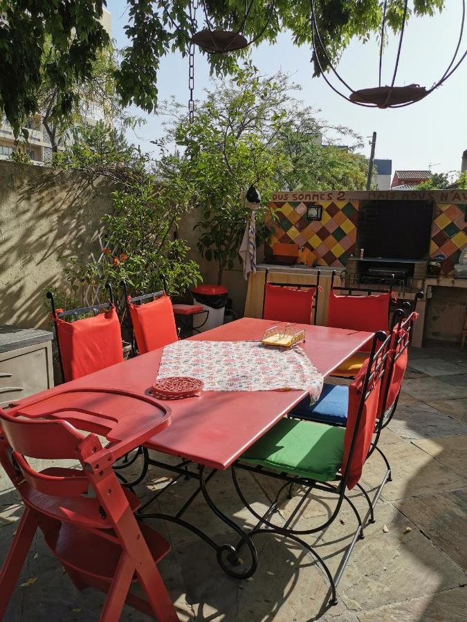 Appartement En Sous Sol De Villa Avec Acces Jardin Et Piscine Marseille Kültér fotó