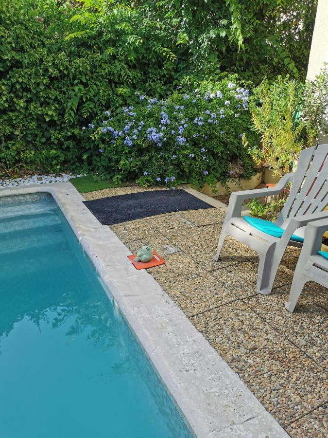 Appartement En Sous Sol De Villa Avec Acces Jardin Et Piscine Marseille Kültér fotó